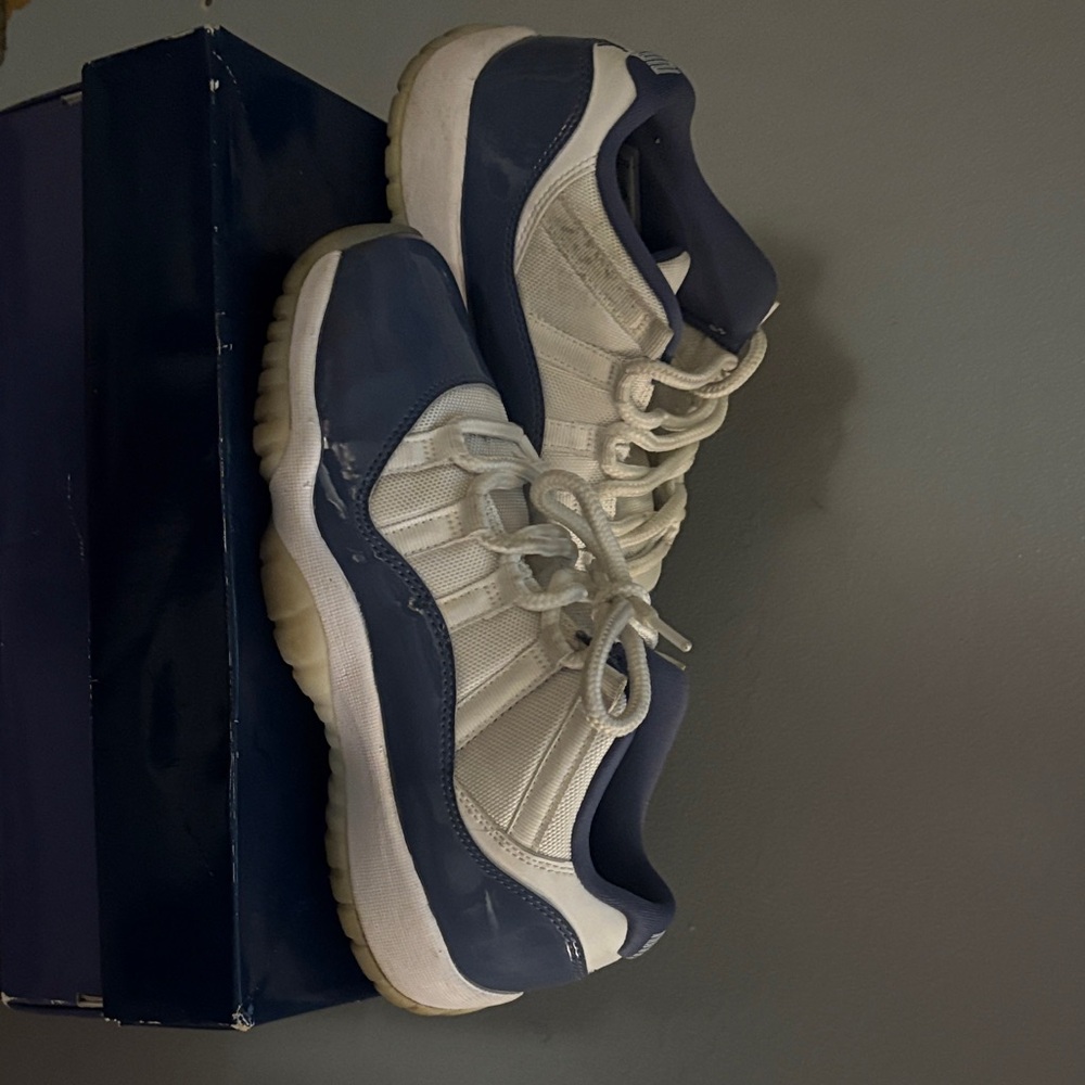 Jordan Women's Sneakers - White and Blue